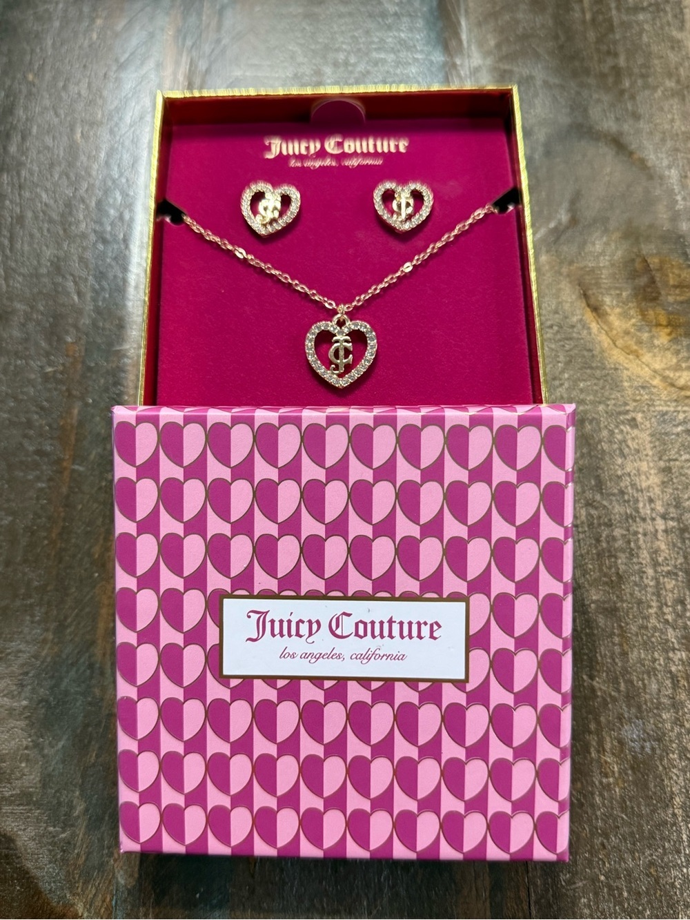 Juicy Couture Gold Tone Crystal Heart JC Necklace + Earrings Set NIB - Picture 2 of 4